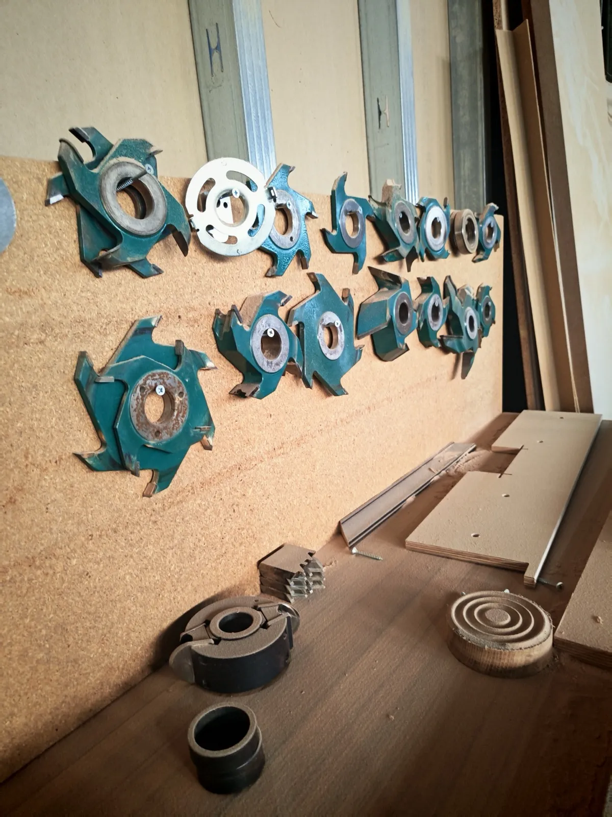 Hand-finishing a joined component at the workbench